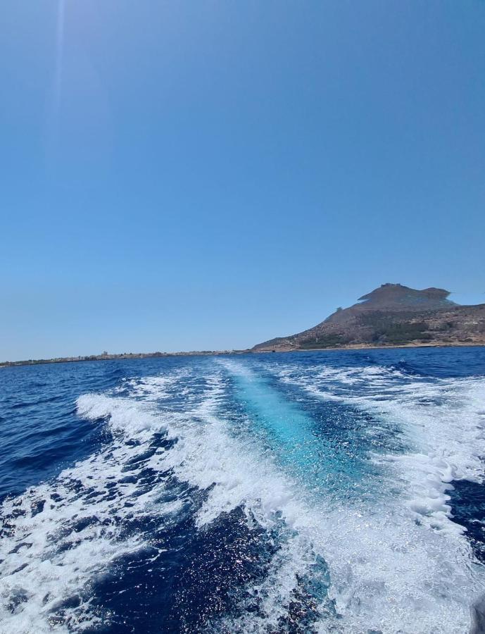 Sole Mare Sale Bed & Breakfast Torre Nubia Eksteriør bilde