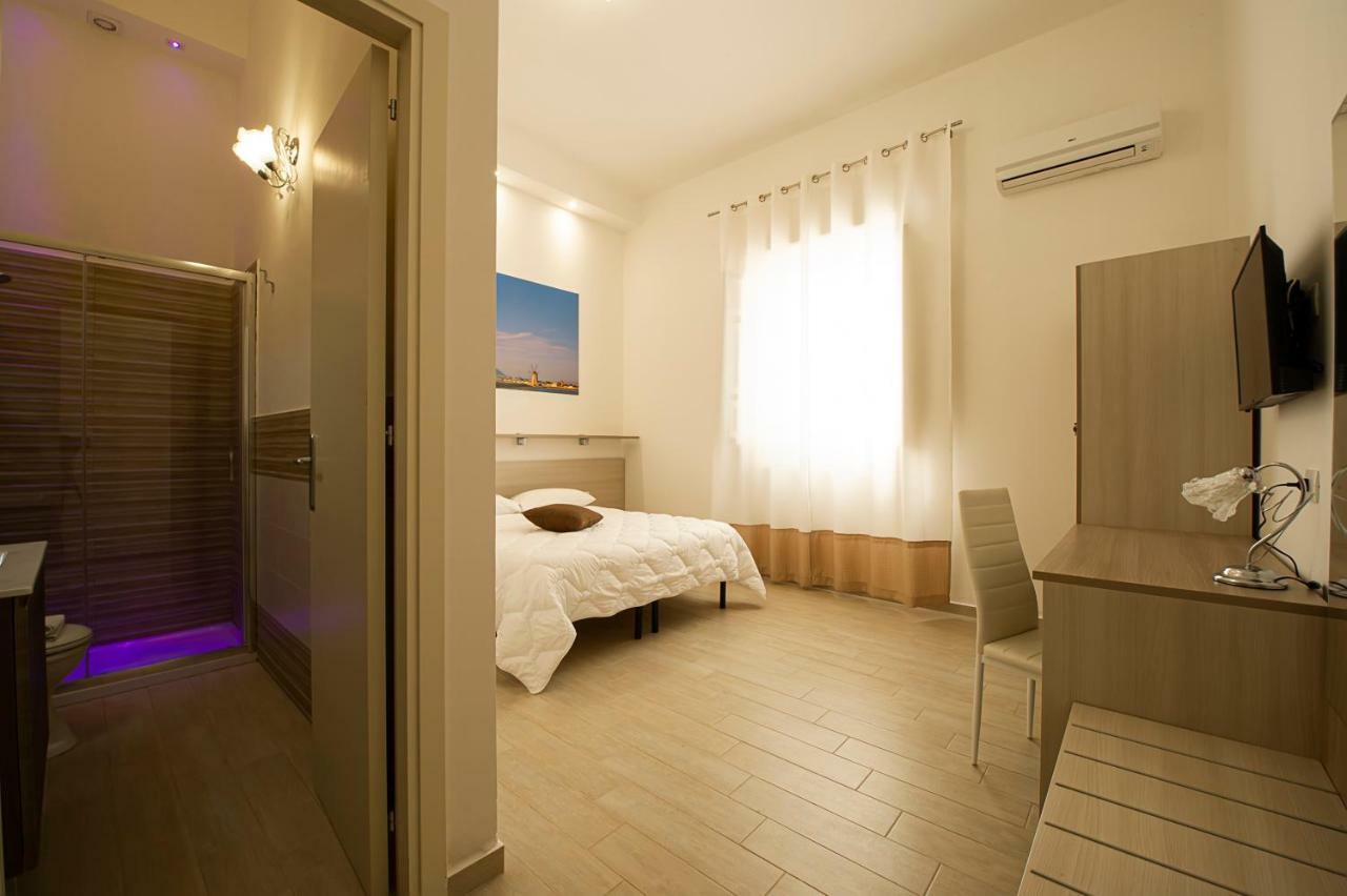 Sole Mare Sale Bed & Breakfast Torre Nubia Eksteriør bilde